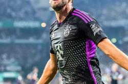 爱游戏入口凯恩新星关键助攻表现惊艳，篮网未来可期！的简单介绍