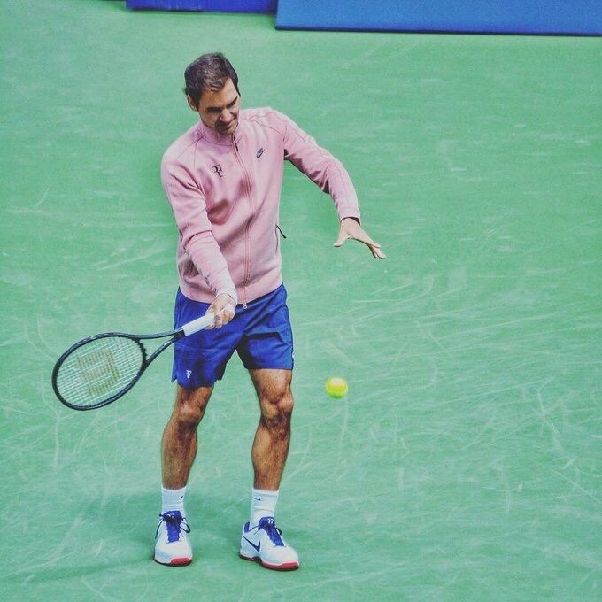 费德勒迎来十二赛季高光表现,巴塞罗那球迷沸腾! 费德勒迎来十二赛季高光表现,巴塞罗那球迷沸腾!